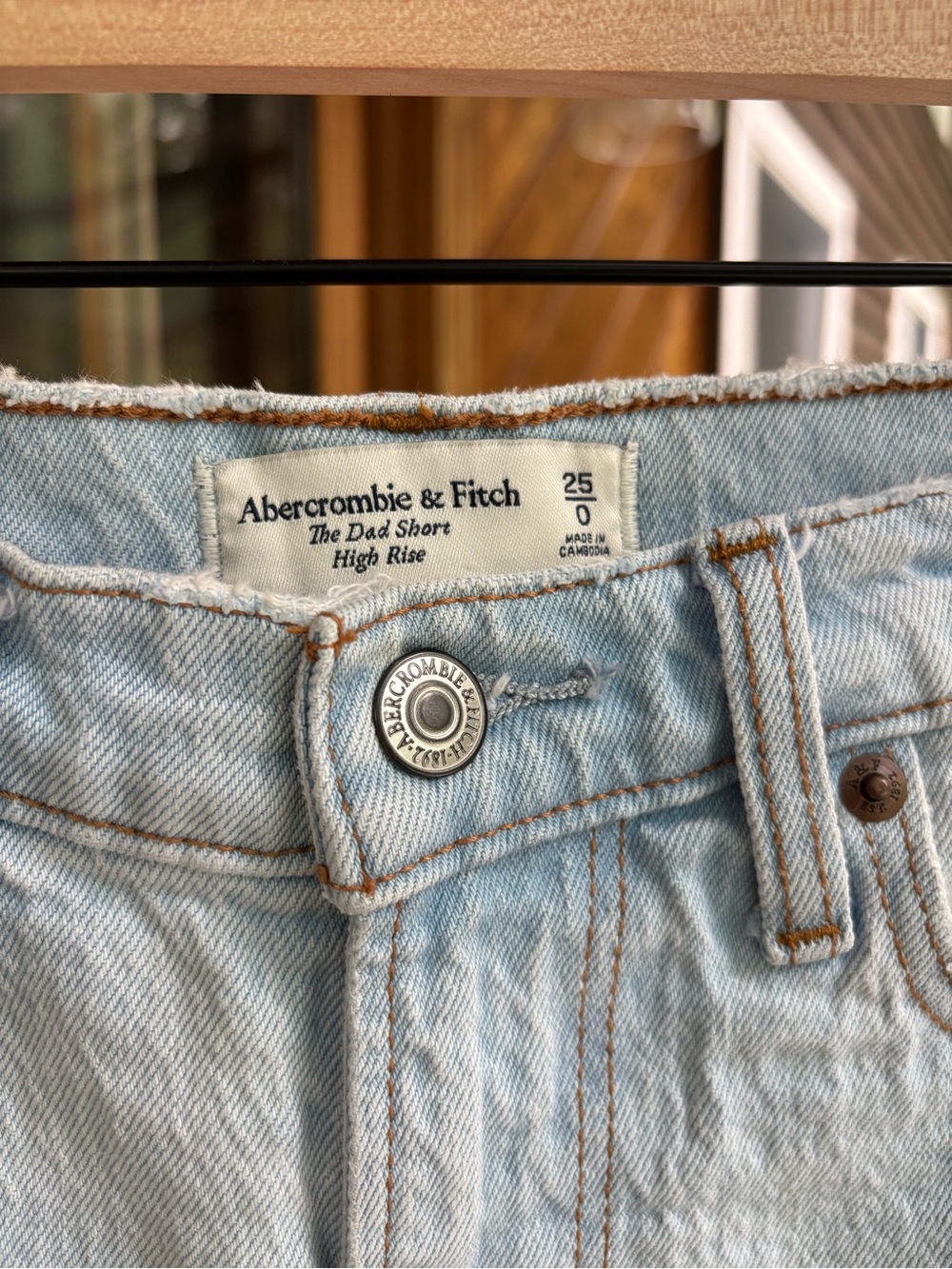 Abercrombie & Fitch Light Wash Rolled Hem Denim Shorts - Picture 4 of 6